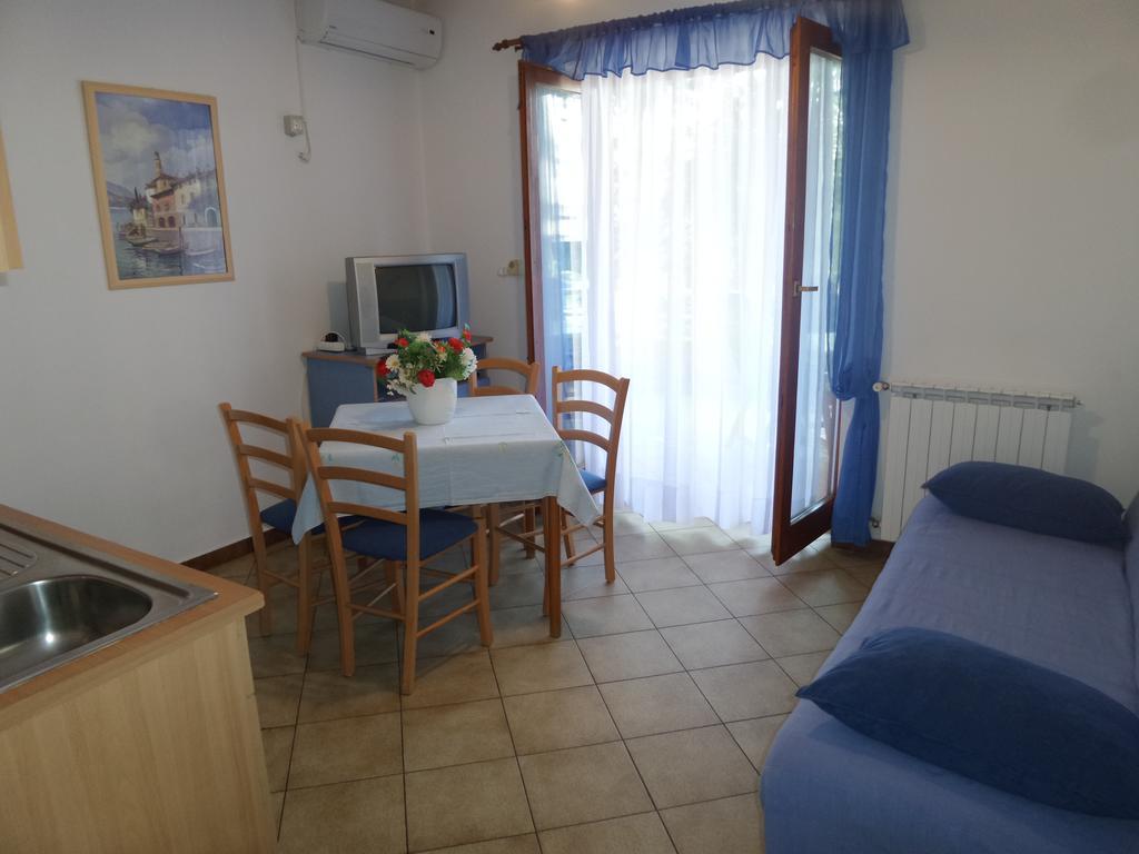 Apartmani Lina Умаг Екстериор снимка