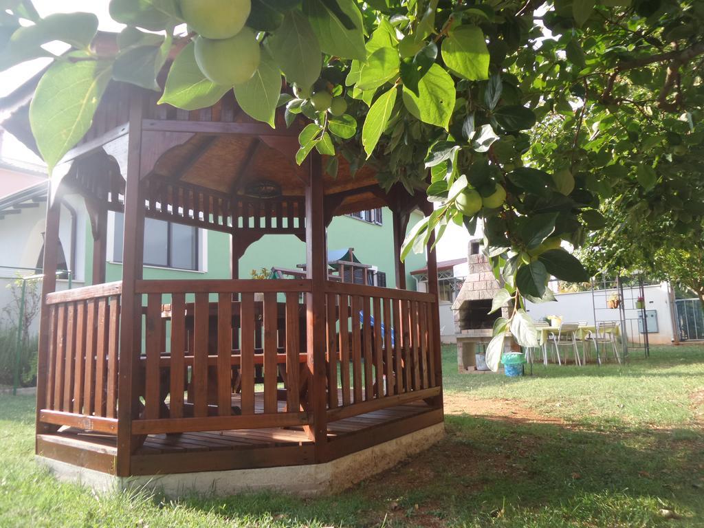 Apartmani Lina Умаг Екстериор снимка
